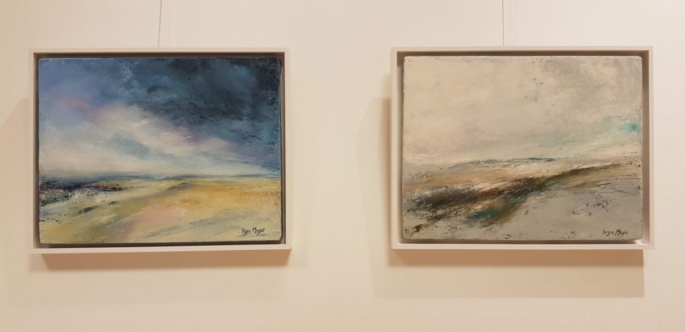 Inga Maja sýnir á bókasafninu