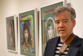 Óskar sýnir á bókasafninu