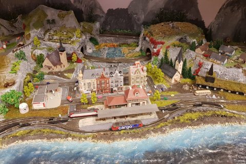 Litla lestarstöðin